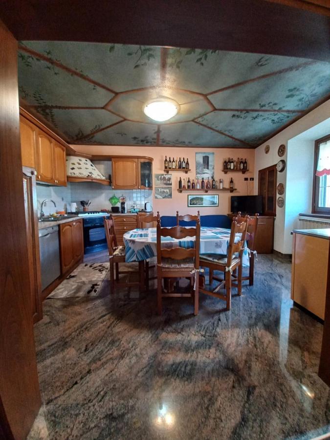 Casa Vacanza Da Ghislin Тельо Экстерьер фото