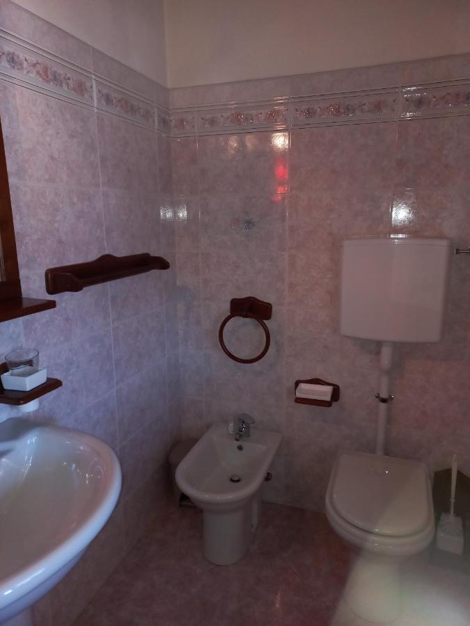 Casa Vacanza Da Ghislin Тельо Экстерьер фото